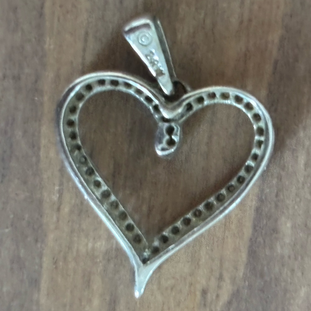 Heart Pendant - Picture 2 of 2